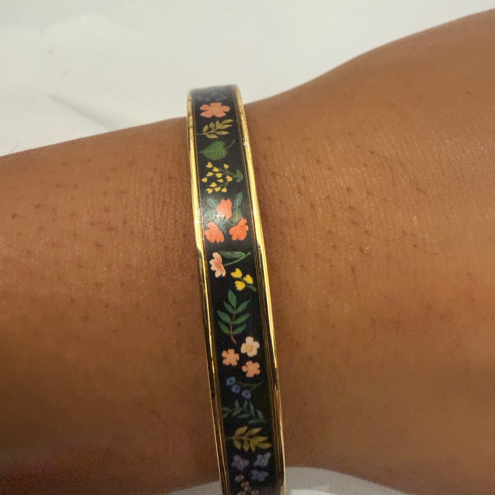 Rifle Paper Co. Black Floral Enamel and Gold Bangle Bracelet - Picture 2 of 5